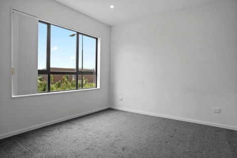 Photo of property in 2 Kairakau Street, Takanini, 2110