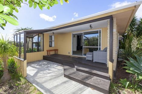 Photo of property in 65 Donovan Road, Paraparaumu Beach, Paraparaumu, 5032
