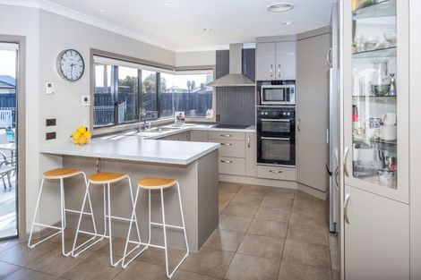 Photo of property in 4 Tarrango Way, Rototuna, Hamilton, 3210