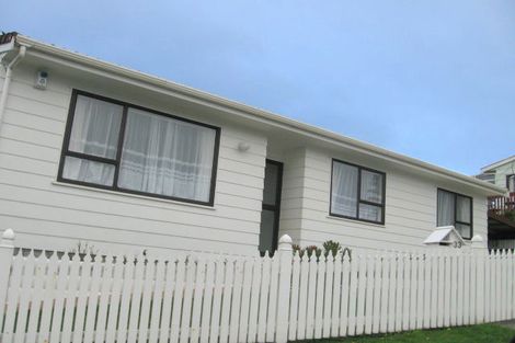 Photo of property in 33 Nassau Avenue, Grenada North, Wellington, 5028