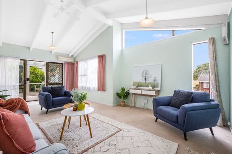 Photo of property in 16 Morning View, Titahi Bay, Porirua, 5022