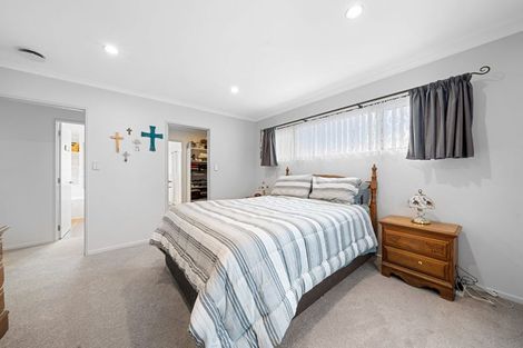 Photo of property in 3 Bezar Place, Flat Bush, Auckland, 2016