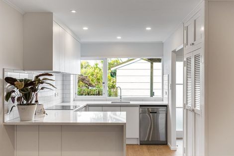 Photo of property in 2/6 Griffen Road, Mount Roskill, Auckland, 1041