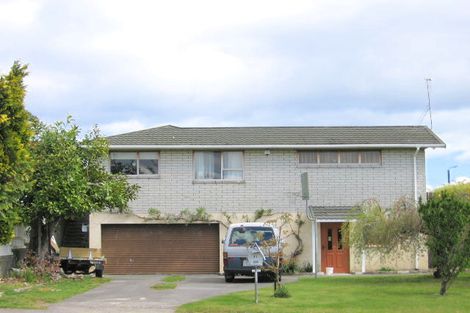 Photo of property in 77 Tamatea Road, Taupo, 3330