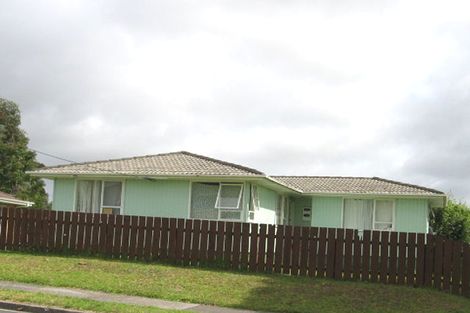 Photo of property in 164 Colwill Road, Massey, Auckland, 0614
