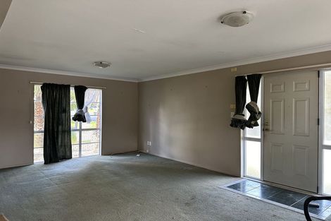 Photo of property in 36 Hugh Green Drive, Pinehill, Auckland, 0632