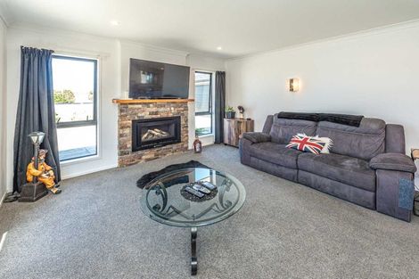 Photo of property in 15 Jackson Street, College Estate, Whanganui, 4500