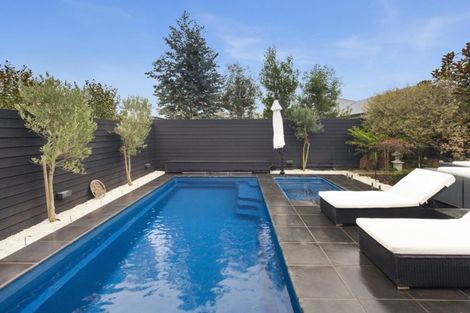 Photo of property in 107 Office Road, Merivale, Christchurch, 8014