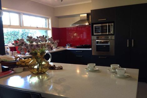 Photo of property in 13 Glenmore Road, Sunnyhills, Auckland, 2010