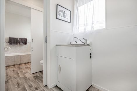 Photo of property in 18 Scott Drive, Flaxmere, Hastings, 4120