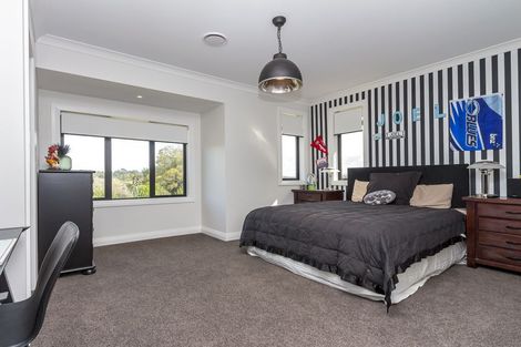 Photo of property in 40 Chianti Close, Flat Bush, Auckland, 2019