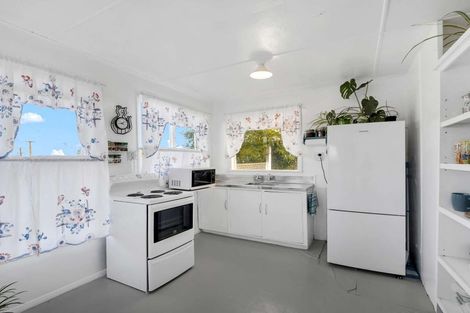 Photo of property in 3 Murch Place, Tawhero, Whanganui, 4500