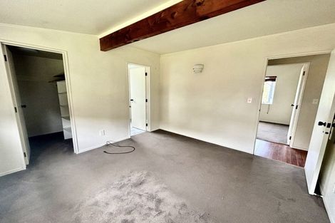 Photo of property in 1 Gosford Drive, Botany Downs, Auckland, 2010