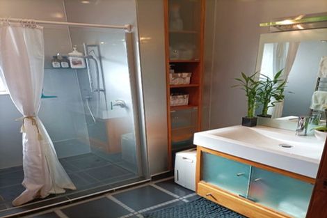 Photo of property in 6 Bell Road, Waiwhetu, Lower Hutt, 5010