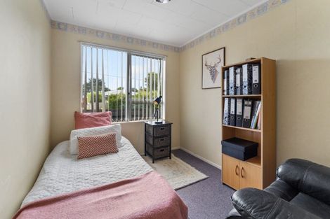 Photo of property in 6a Buckley Grove, Paraparaumu, 5032