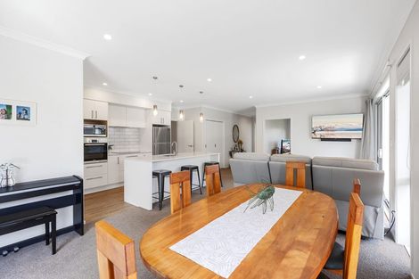 Photo of property in 77 Sandhurst Drive, Papamoa Beach, Papamoa, 3118