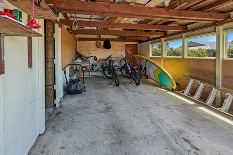 Photo of property in 10 Claydon Place, Ohope, 3121