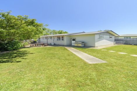 Photo of property in 138 Ruamahanga Crescent, Terrace End, Palmerston North, 4410