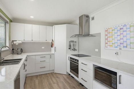 Photo of property in 28 Marlborough Street, Levin, 5510