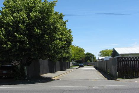 Photo of property in 30 Huggins Place, Edgeware, Christchurch, 8013