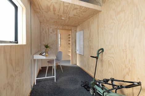 Photo of property in 10 Tarawera Road, Johnsonville, Wellington, 6037