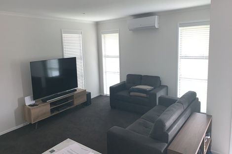 Photo of property in 28 Pakanga Grove, Pyes Pa, Tauranga, 3112