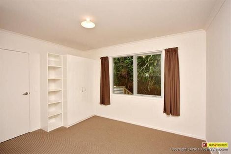Photo of property in 12a Winstone Place, Highlands Park, New Plymouth, 4312