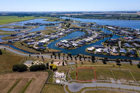 Photo of property in 16 Village Green Drive, Huntingdon, 7774