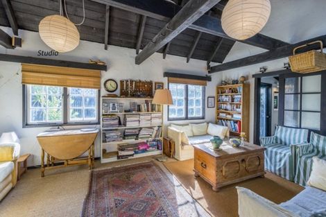 Photo of property in 1 Kohutuhutu Road, Raumati Beach, Paraparaumu, 5032