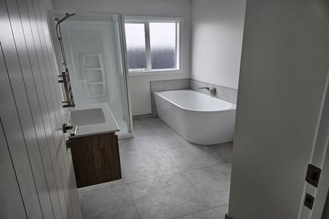 Photo of property in 94 Freedom Drive, Kelvin Grove, Palmerston North, 4470