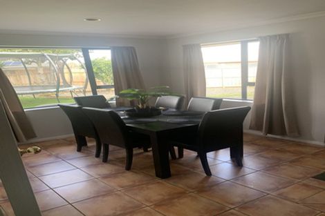 Photo of property in 9 Sandhurst Place, Nawton, Hamilton, 3200