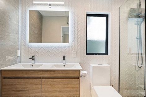 Photo of property in 3 Fieldmoor Place, Parklands, Christchurch, 8083