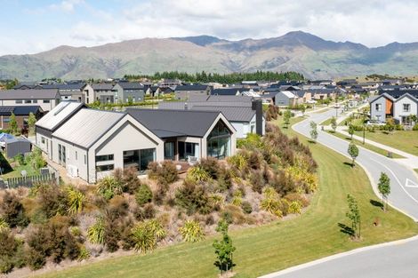 Photo of property in 9 Rocklands Court, Wanaka, 9305
