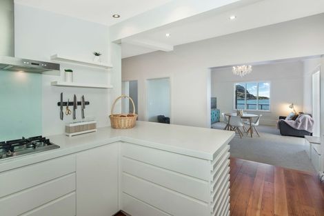Photo of property in 72 Owhiro Bay Parade, Owhiro Bay, Wellington, 6023