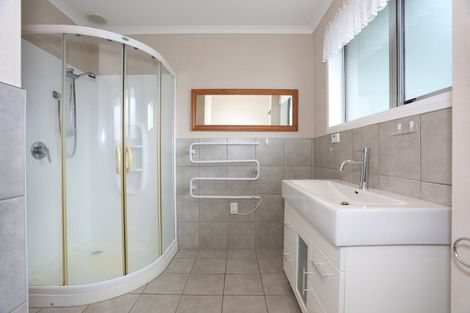 Photo of property in 8a Westwind Place, Feilding, 4702