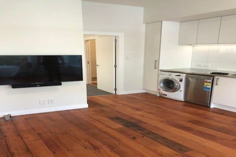 Photo of property in 116 Austin Street, Mount Victoria, Wellington, 6011