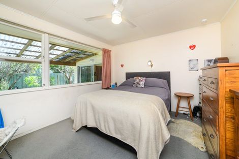 Photo of property in 7 Tabak Crescent, Takaro, Palmerston North, 4412