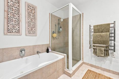Photo of property in 32a Castor Bay Road, Castor Bay, Auckland, 0620