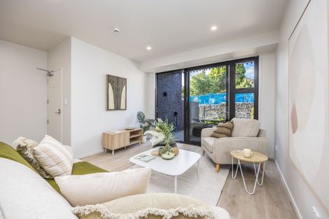 Photo of property in 2/12 Stackhouse Avenue, Bishopdale, Christchurch, 8053