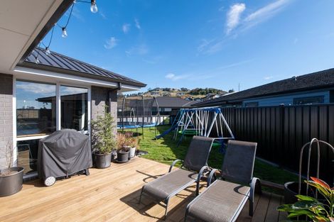 Photo of property in 12 Erlam Place, Matipo Heights, Rotorua, 3015