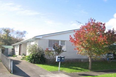 Photo of property in 17a Heather Grove, Fairfield, Lower Hutt, 5011