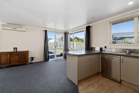 Photo of property in 63 Richmond Avenue, Richmond Heights, Taupo, 3330