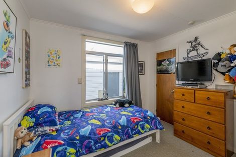 Photo of property in 8 Linklater Avenue, Foxton Beach, Foxton, 4815