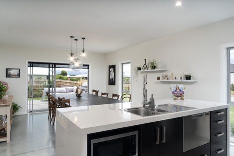 Photo of property in 15 Mcdonald Way, Lansdowne, Masterton, 5810