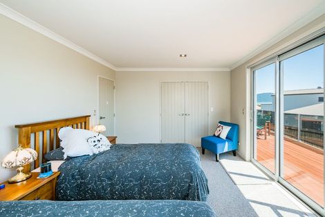 Photo of property in 173 Weggery Drive, Waikanae Beach, Waikanae, 5036