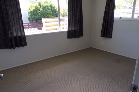 Photo of property in 12 Damian Way, Weymouth, Auckland, 2103