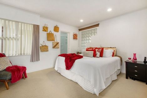 Photo of property in 12 Winslow Heights, Pahurehure, Papakura, 2113