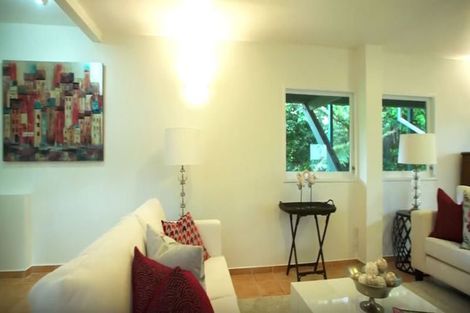 Photo of property in 7 Tranquil Glade, Hillcrest, Auckland, 0627