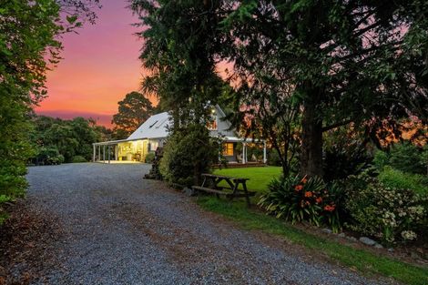 Photo of property in 154 Gear Road, Te Horo, Otaki, 5582