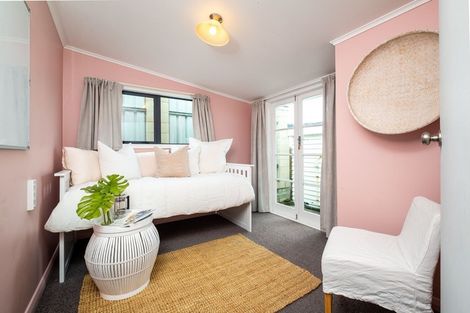 Photo of property in 16 Collison Terrace, Haumoana, 4102